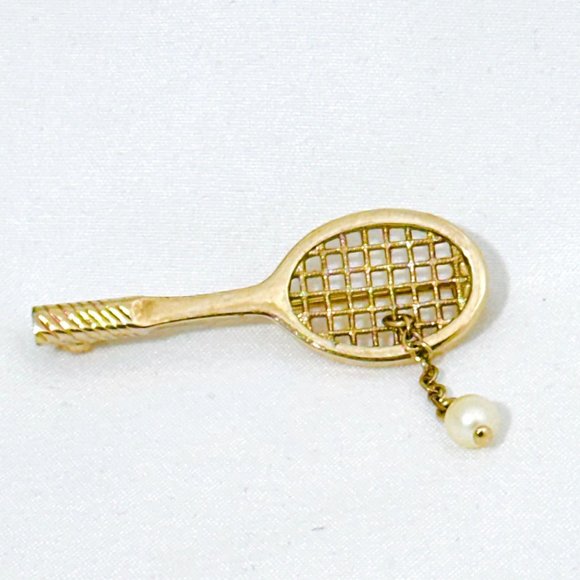 Vintage Avon Tennis Racket Brooch with Faux Pearl Tennis Ball - Picture 3 of 4